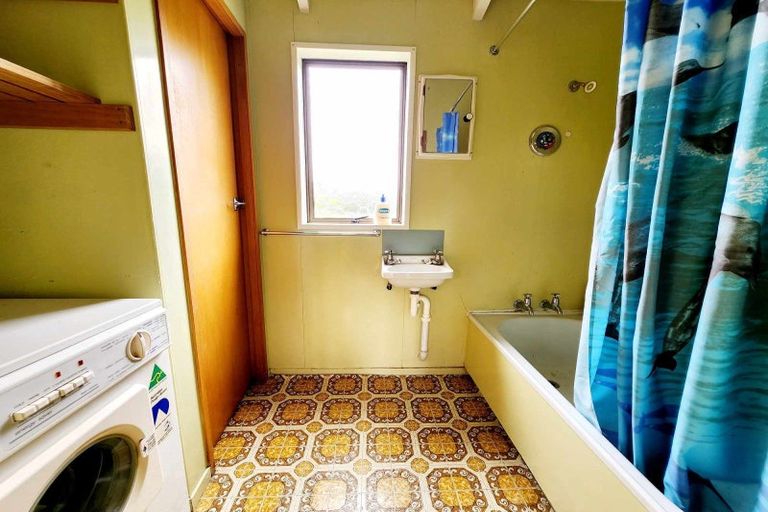 Photo of property in 34 Marian Drive, Inner Kaiti, Gisborne, 4010