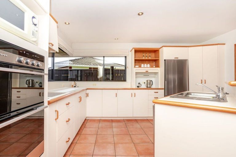 Photo of property in 9 Smith Street, Dannevirke, 4930