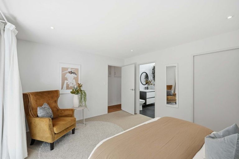 Photo of property in 34 Montclair Rise, Browns Bay, Auckland, 0630