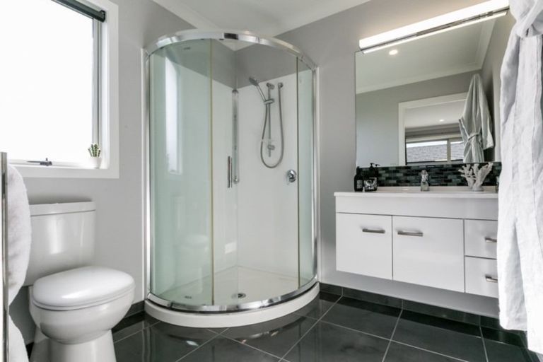 Photo of property in 36 Kapiti Drive, Poraiti, Napier, 4112