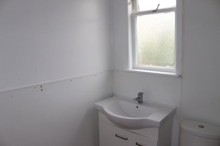 Photo of property in 19 Driver Road, Mangere East, Auckland, 2024