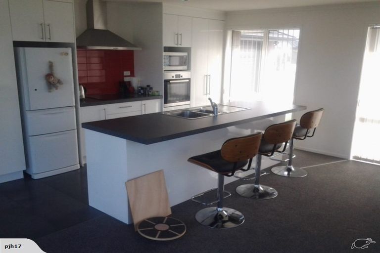 Photo of property in 65 Kowi Lakes Drive, One Tree Point, 0118