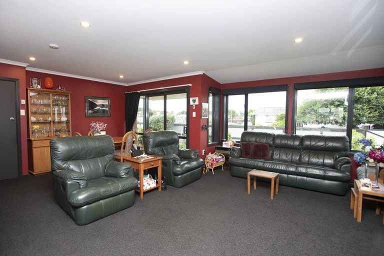 Photo of property in 100 Thornhill Street, Rockdale, Invercargill, 9812