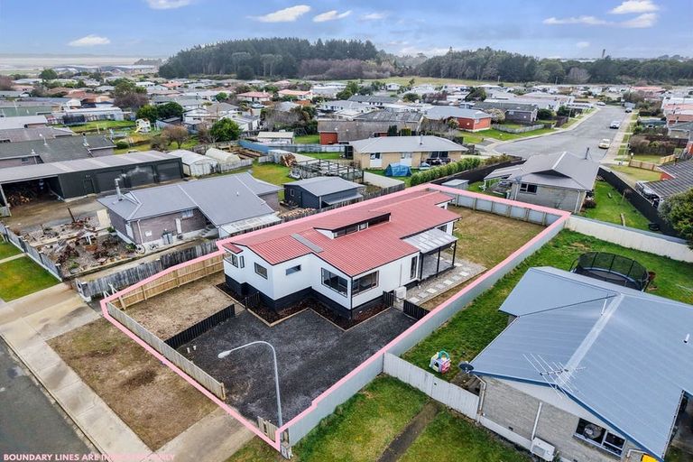 Photo of property in 57 Dunbeath Crescent, Kew, Invercargill, 9812
