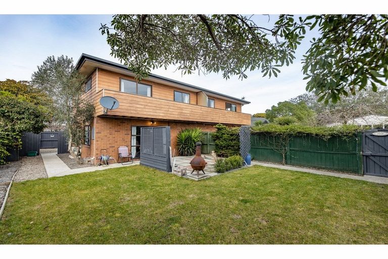 Photo of property in 51a Shackleton Street, New Brighton, Christchurch, 8061