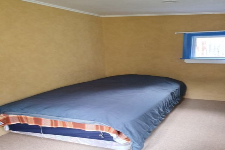 Photo of property in 90 Brougham Street, New Plymouth, 4310