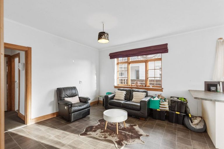 Photo of property in 111a Featherston Street, Takaro, Palmerston North, 4412