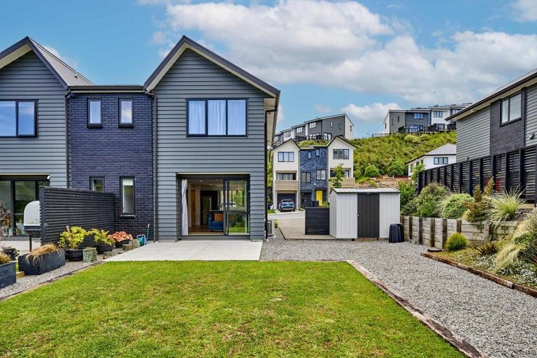Photo of property in 6 Holystone Road, Whitby, Porirua, 5024