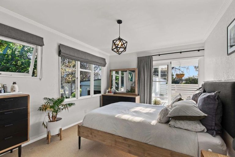 Photo of property in 11 College Street, College Estate, Whanganui, 4500