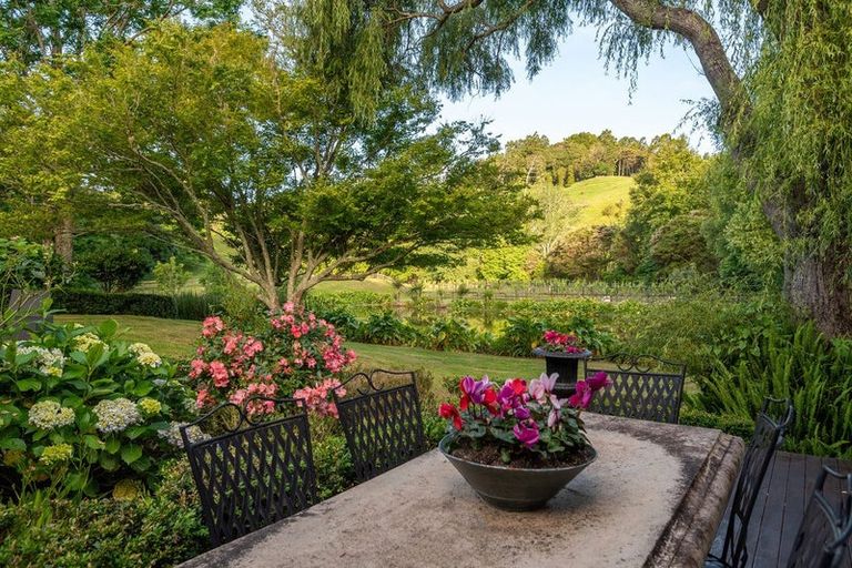 Photo of property in 186 Twilight Road, Clevedon, Papakura, 2582