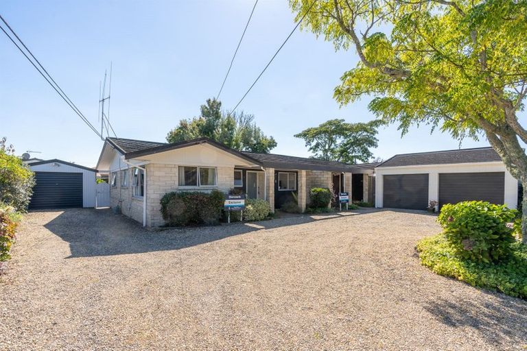 Photo of property in 8 Norma Place, Riverlea, Hamilton, 3216