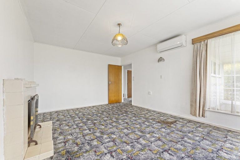 Photo of property in 20 Winchester Street, Levin, 5510