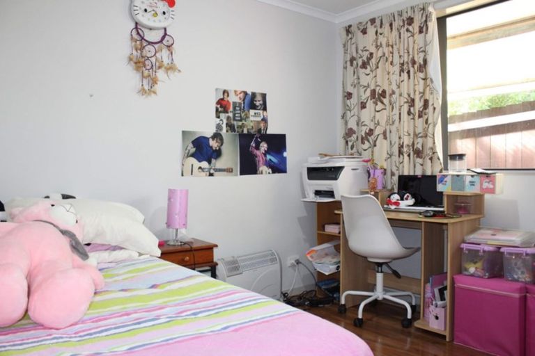 Photo of property in 169f Colwill Road, Massey, Auckland, 0614