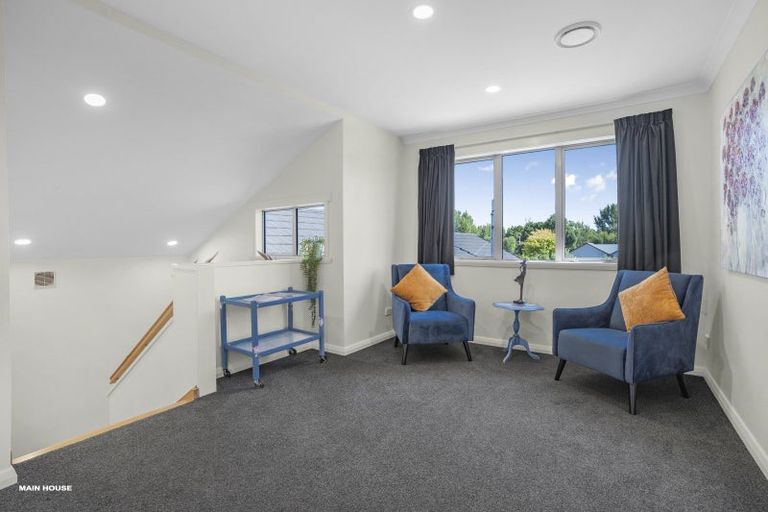 Photo of property in 81 Reading Street, Greytown, 5712