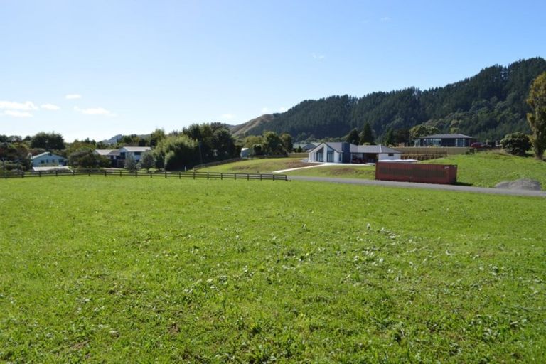 Photo of property in 6 Honoiti Ranapiri Place, Manakau, 5573