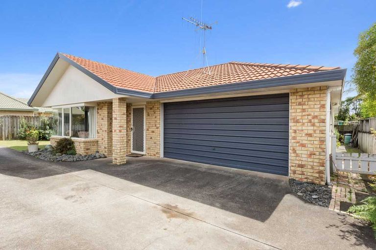 Photo of property in 7 Reef Avenue, Papamoa Beach, Papamoa, 3118