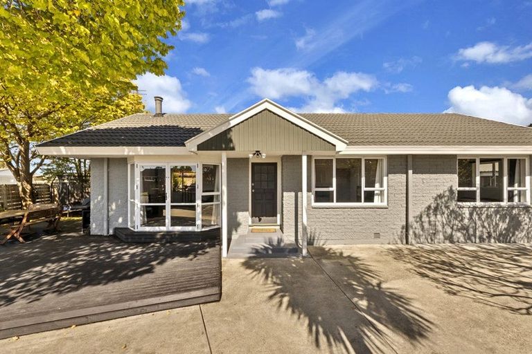 Photo of property in 28 Saint Heliers Crescent, Aranui, Christchurch, 8061