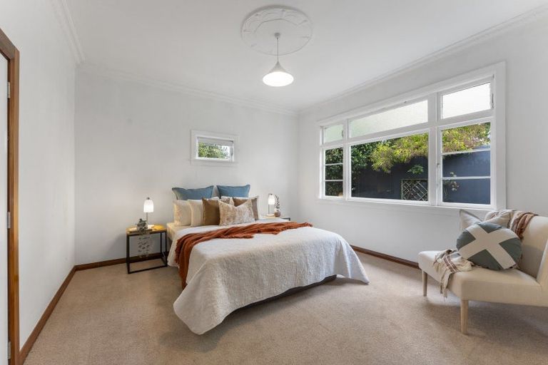 Photo of property in 9 Franklin Avenue, Hokowhitu, Palmerston North, 4410