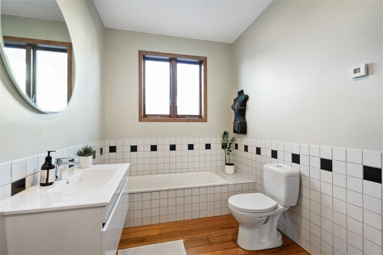 Photo of property in 7 Domett Avenue, Epsom, Auckland, 1023