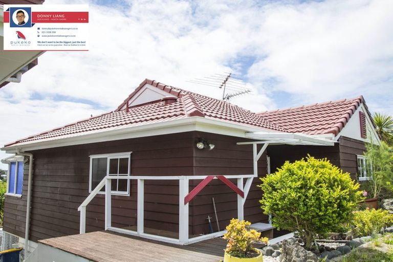 Photo of property in 2 Malters Place, Browns Bay, Auckland, 0630