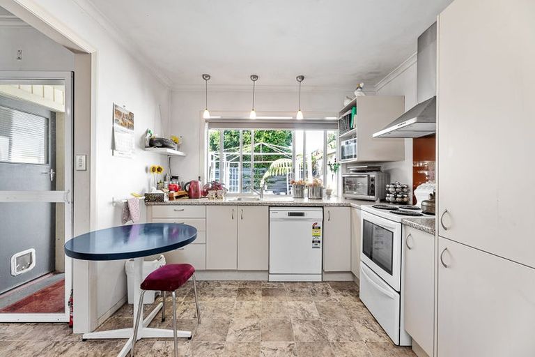 Photo of property in 117 Maxwell Road, Blenheim, 7201