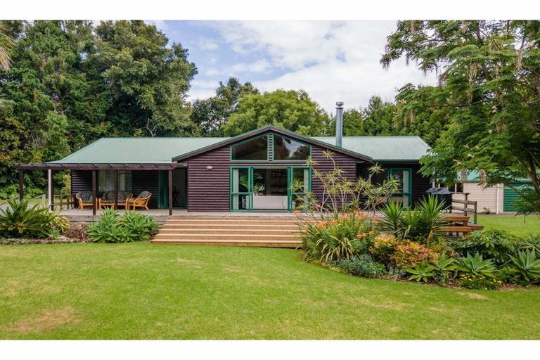 Photo of property in 23d Pa Road, Kerikeri, 0230