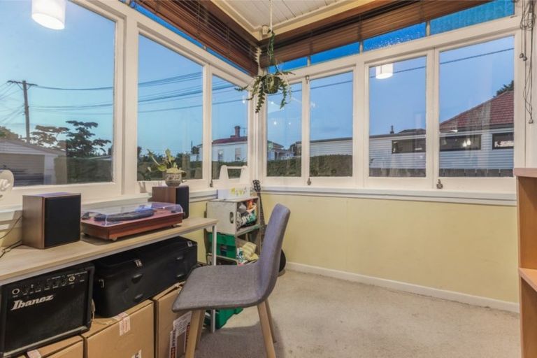 Photo of property in 72 Asquith Avenue, Mount Albert, Auckland, 1025