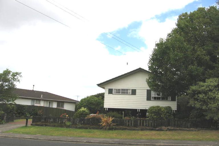 Photo of property in 49 Lynn Road, Bayview, Auckland, 0629