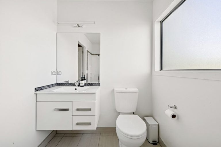 Photo of property in 45 Burma Road, Khandallah, Wellington, 6035