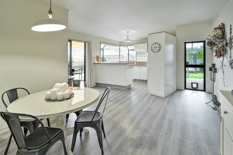 Photo of property in 402 Lumsden Road, Akina, Hastings, 4122