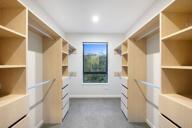 Photo of property in 10 Kina Place, Long Bay, Auckland, 0630