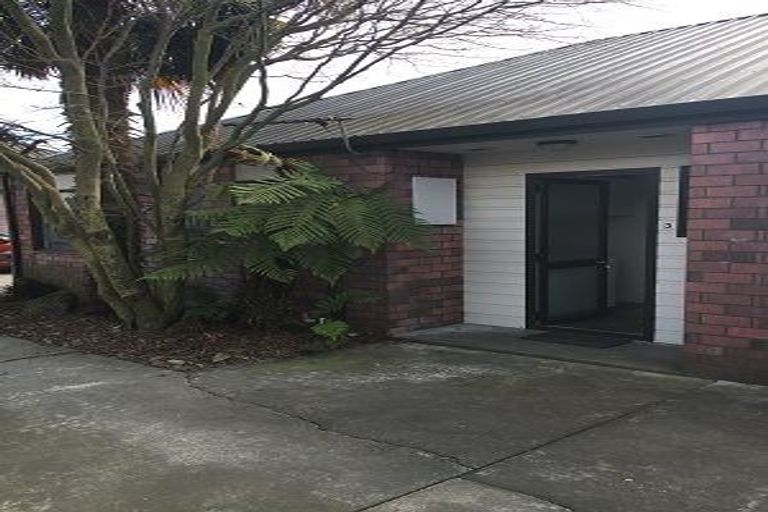 Photo of property in 3/88 Barbour Street, Waltham, Christchurch, 8011