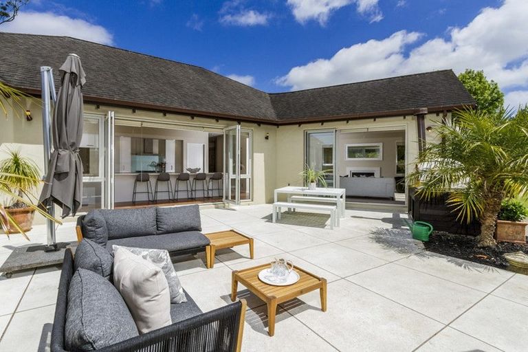 Photo of property in 52 Rautahi Terrace, Redvale, Albany, 0792