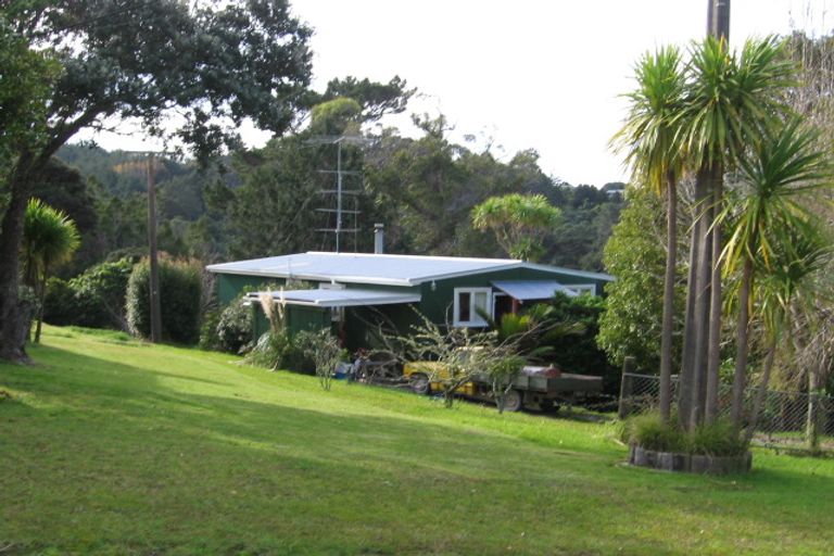 Photo of property in 7 Ferndale Avenue, Leigh, 0985