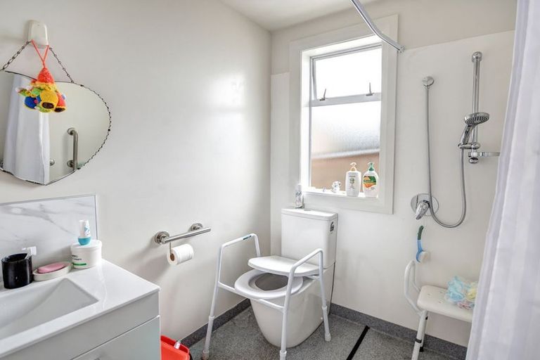 Photo of property in 50 Hall Road, Sawyers Bay, Port Chalmers, 9023