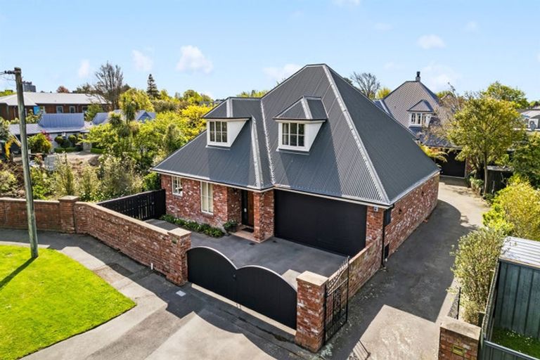 Photo of property in 85 Kahu Road, Fendalton, Christchurch, 8041