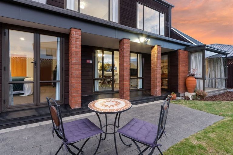 Photo of property in 1/16 Coniston Avenue, Ilam, Christchurch, 8041