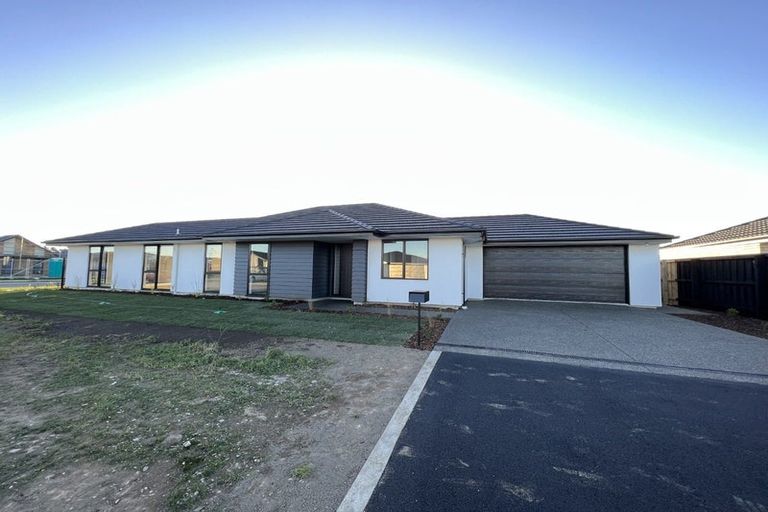 Photo of property in 72 Nethercote Way, Rolleston, 7614