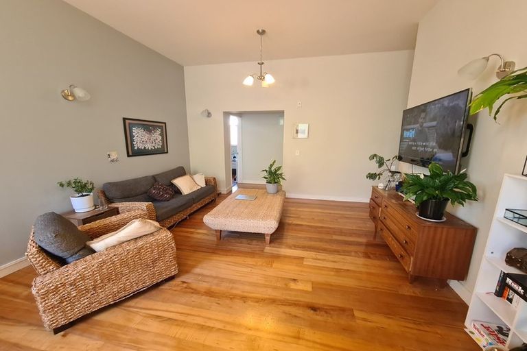 Photo of property in 1/30 Hanson Street, Mount Cook, Wellington, 6021