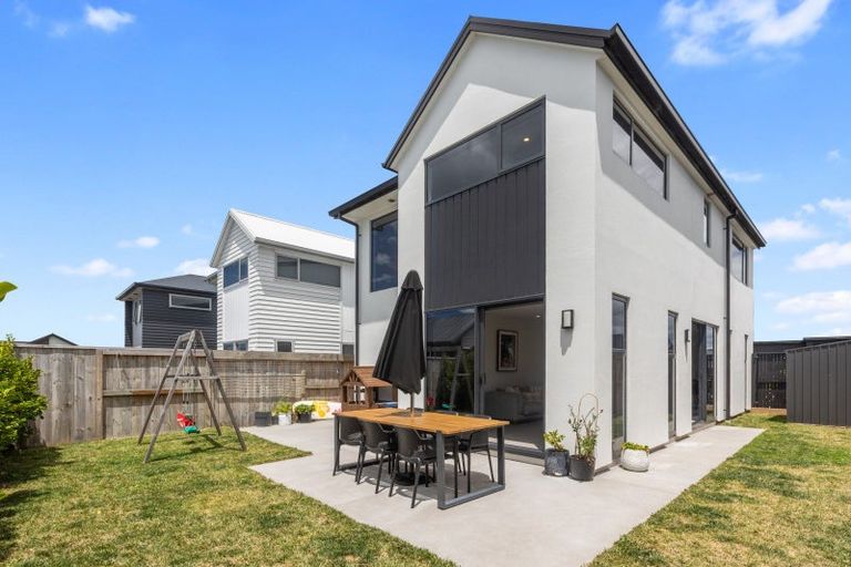 Photo of property in 101 Dunkeld Drive, Papamoa, 3118