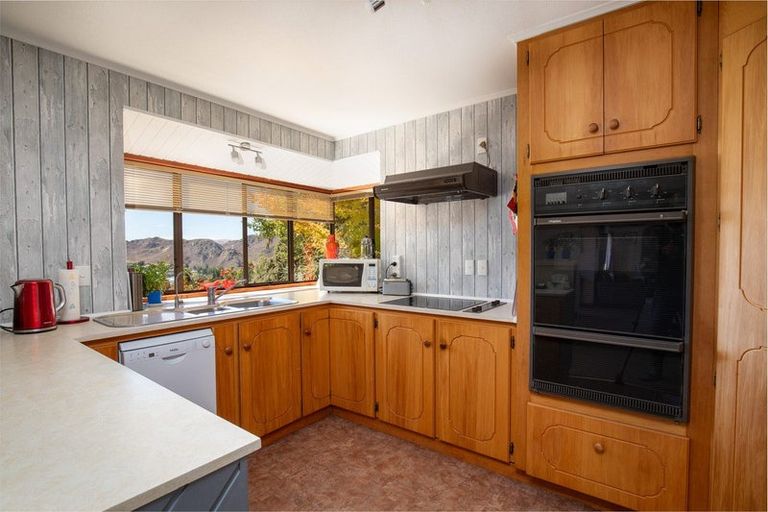 Photo of property in 1 Craig Place, Bridge Hill, Alexandra, 9320