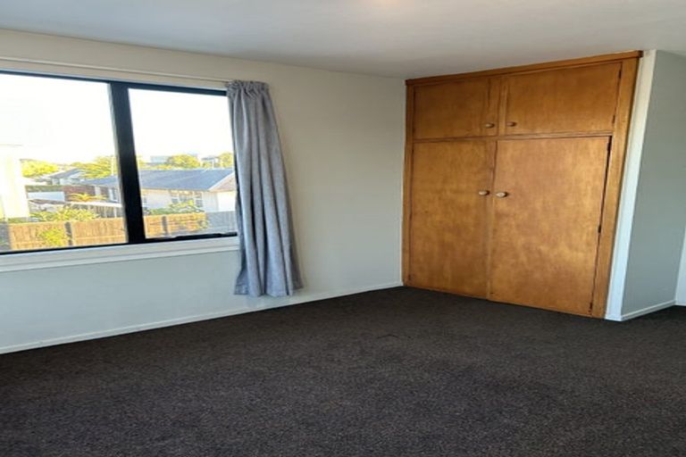 Photo of property in 52 Springfield Road, St Albans, Christchurch, 8014