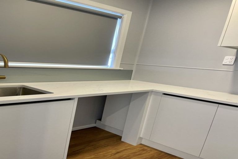 Photo of property in 33c Hilling Street, Titirangi, Auckland, 0604