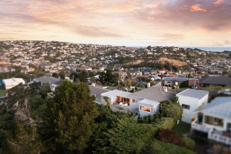 Photo of property in 93 Moana Crescent, Musselburgh, Dunedin, 9013