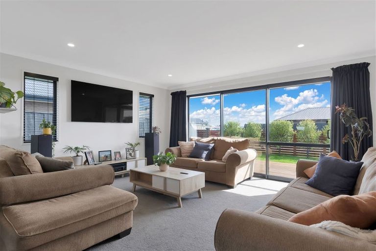 Photo of property in 10 Hapua Lane, Pegasus, 7612