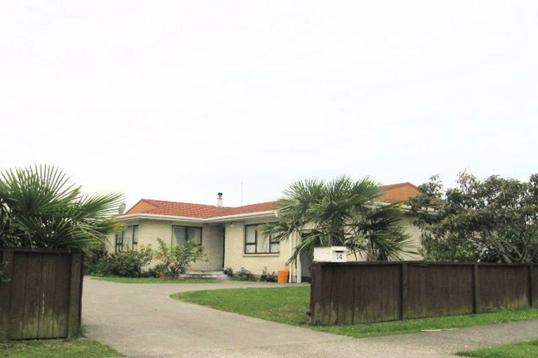 Photo of property in 14 Jeffares Place, Taradale, Napier, 4112