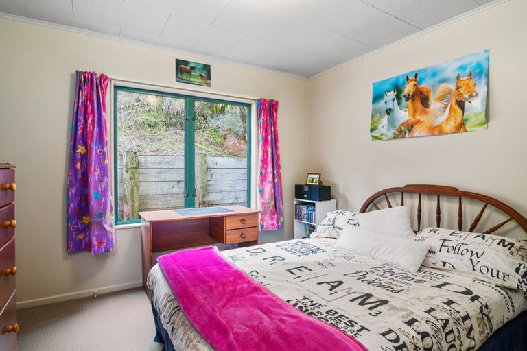 Photo of property in 60 Aquarius Drive, Kawaha Point, Rotorua, 3010