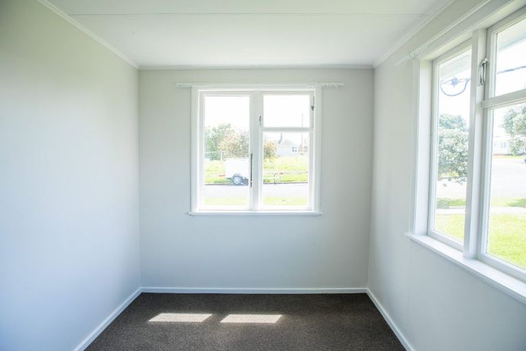 Photo of property in 91 Eversleigh Road, Belmont, Auckland, 0622