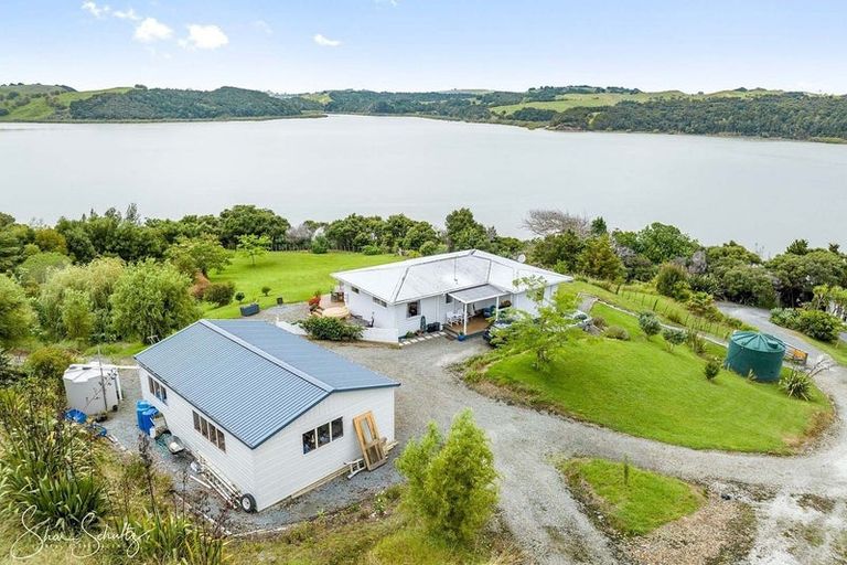 Photo of property in 429 Heatley Road, Whakapirau, Maungaturoto, 0583