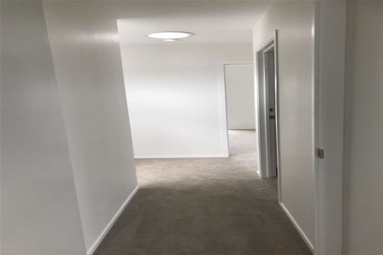 Photo of property in 83 Bomb Point Drive, Hobsonville, Auckland, 0616